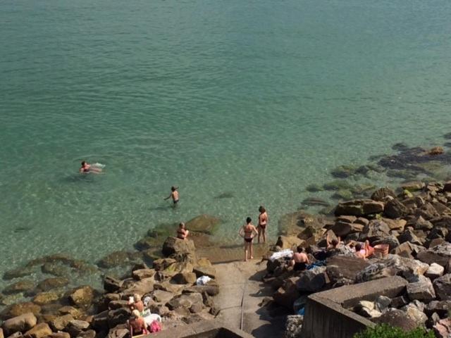 Appartement Cosy Les Pieds Dans L'Eau, Vue Mer Exceptionnelle Крозон Екстериор снимка